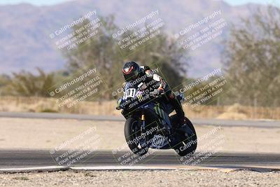 media/Dec-06-2025-CVMA (Sat) [[4a896cc04c]]/Race 4-Formula Middleweight/